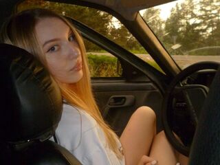 cam slut picture SheenaBorer