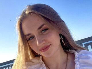 camwhore spreading pussy SonyMiller