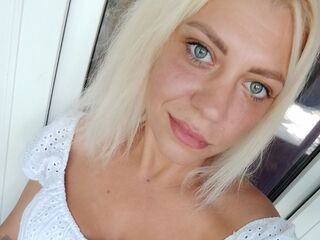 cam slut chat room StasyTraiin