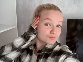 cambitch StephanieAnderso