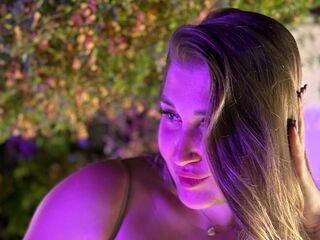cam girl picture TarahZullo