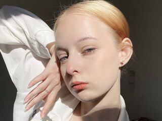 cam girl masturbating with sextoy TashaFogelquist