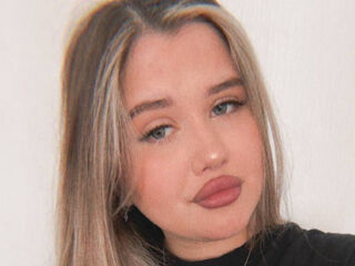 free chatroom TeishaFarwell