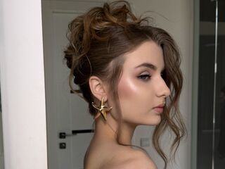 naked camgirl TondaGelo