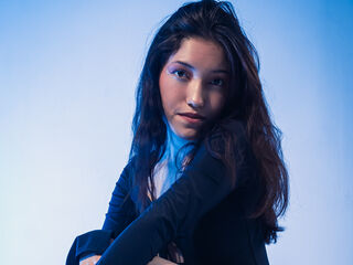 shaved pussy web cam TrinityNova