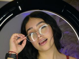 cam girl masturbating with dildo VallolettRuso