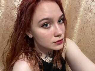 camslut masturbating VioletGoodman