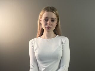 camslut WanVondracek