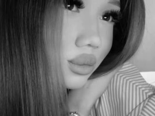 camgirl chat room ZellaRessler